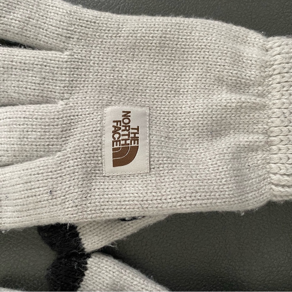 The North Face Gloves, L/XL - Picture 4 of 4